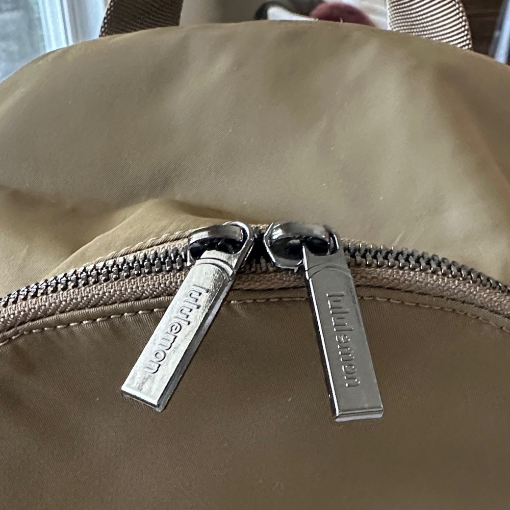 lululemon athletica Olive-Tone Compact Everyday Backpack - Picture 2 of 14
